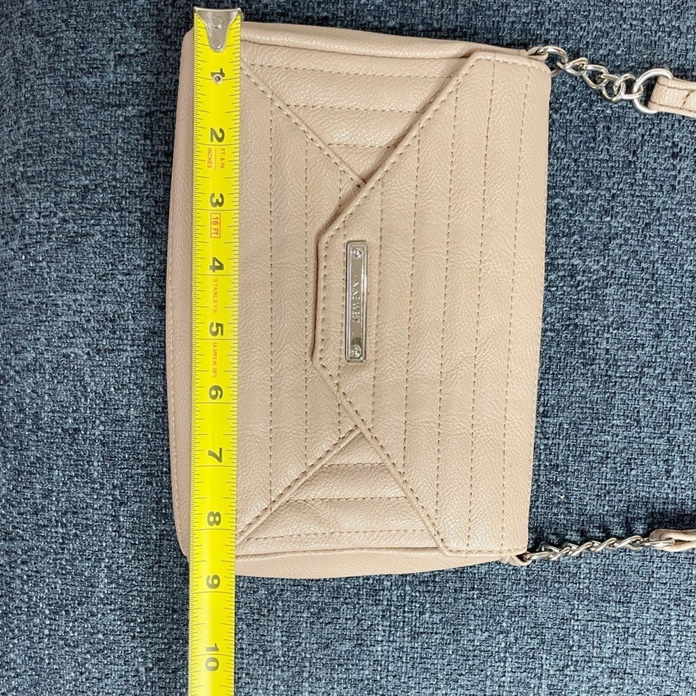 NINE WEST dusty pink quilted crossbody - Picture 4 of 9